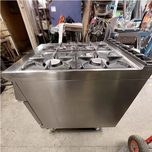 Mareno Refurbished 4 Hob Gas Range Oven - Image 3